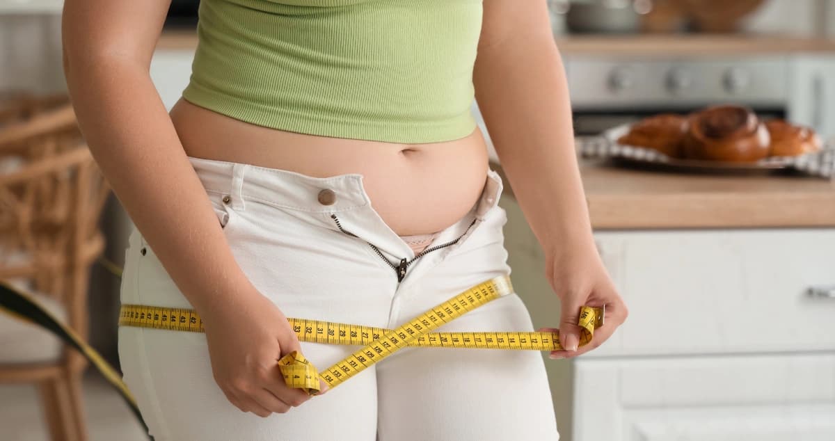 Por que emagrecer na menopausa é difícil e como fazer isso?